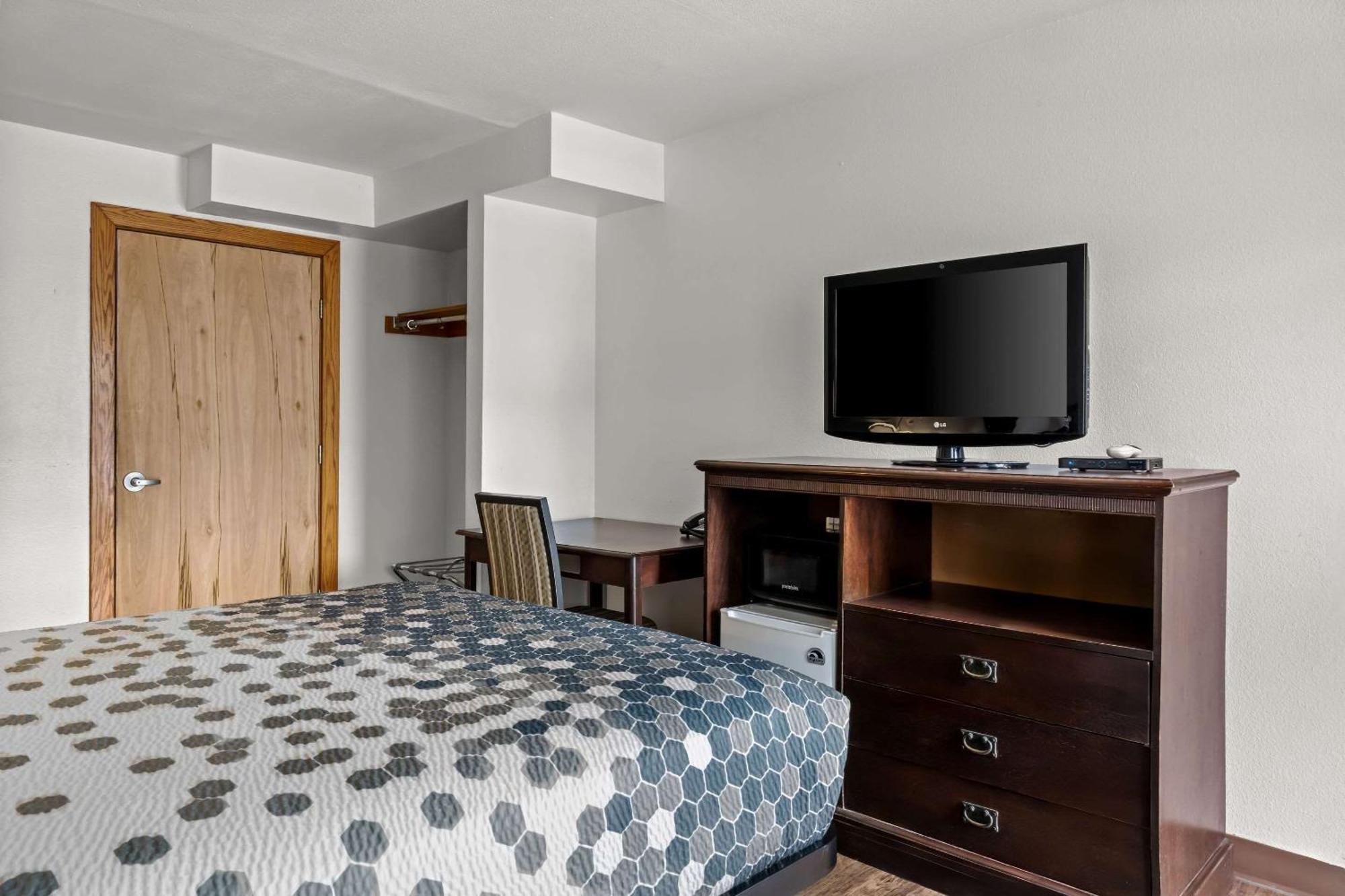 Rodeway Inn Billings Logan Intl Airport Near St Vincent Hospital Eksteriør billede